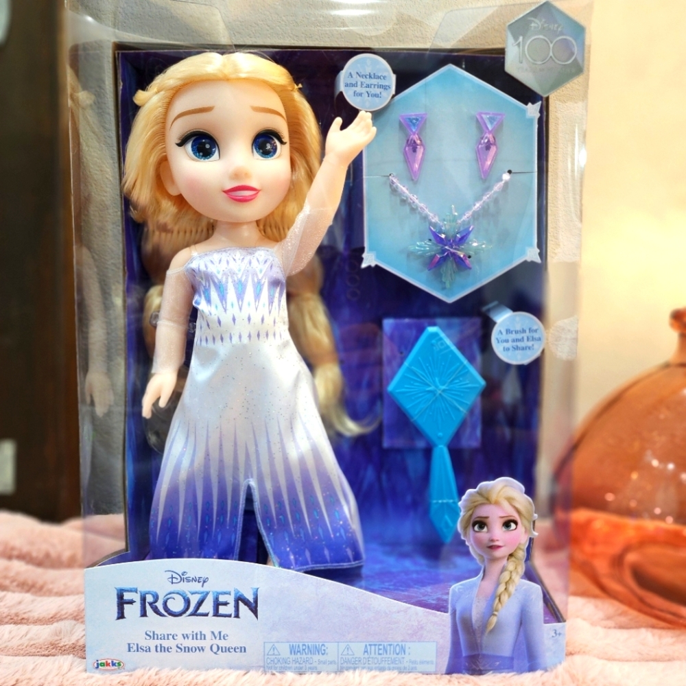** SOLD ** Disney Frozen Elsa doll